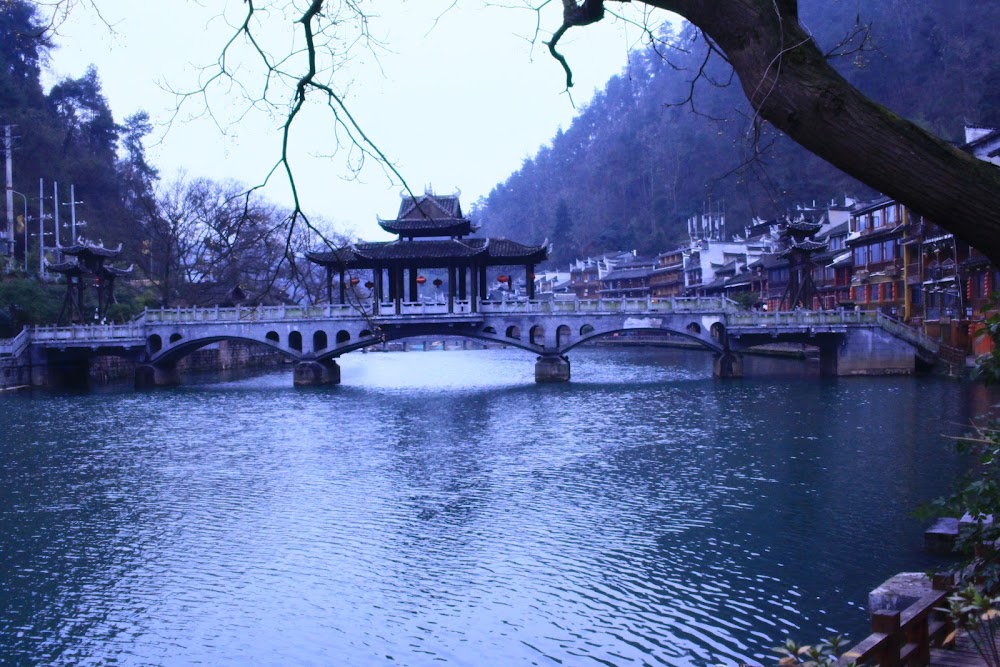Fenghuang Ancient Town photo 2