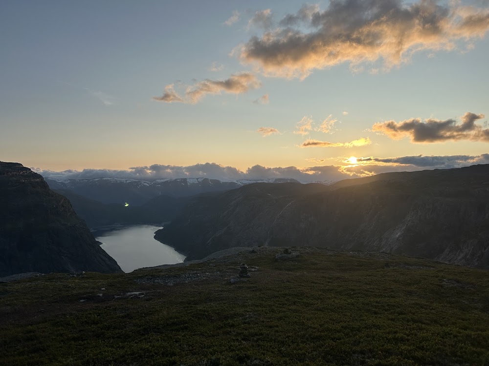 Trolltunga Adventure photo 3