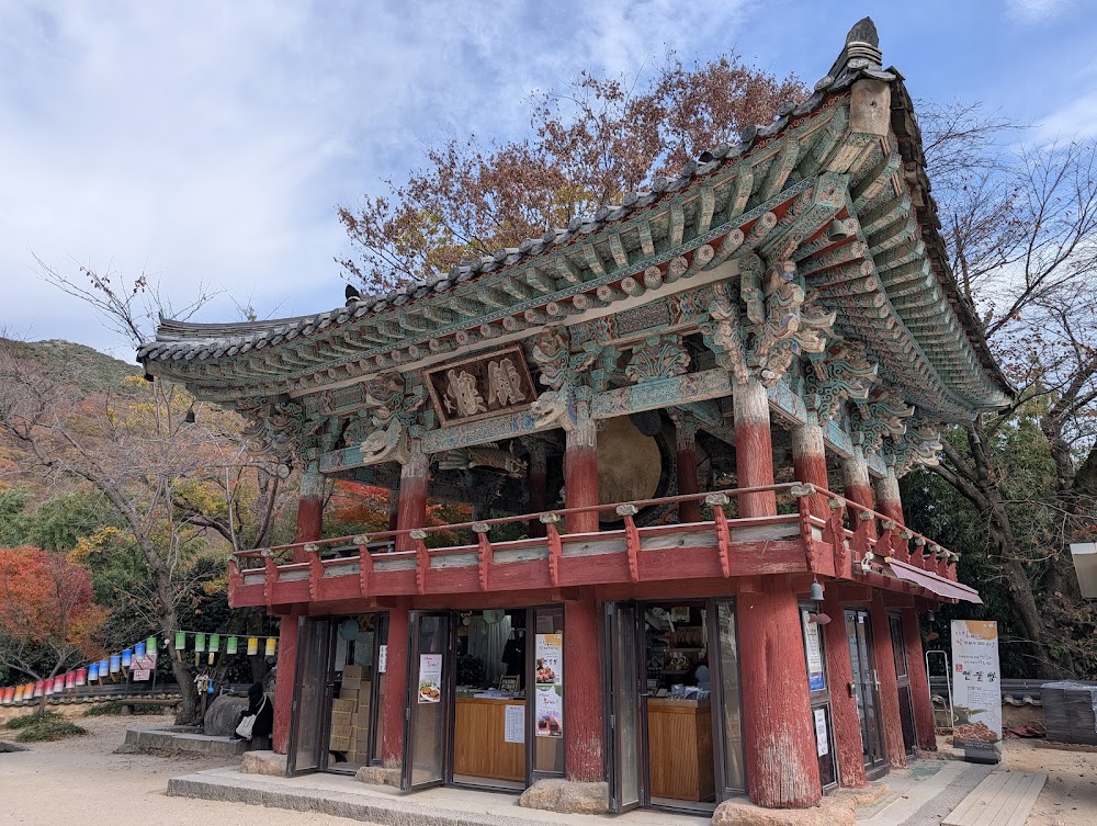 Beomeosa Temple photo 2