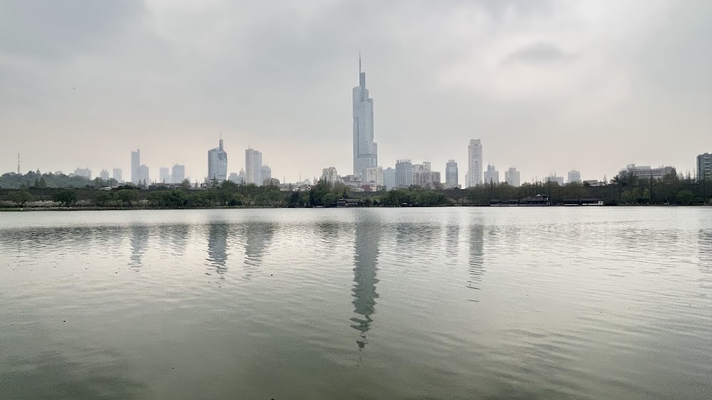 Xuanwu Lake