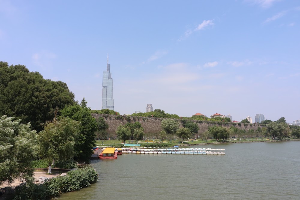 Xuanwu Lake photo 2