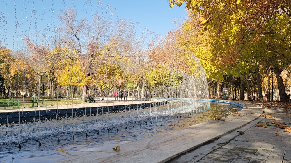 Mellat Park