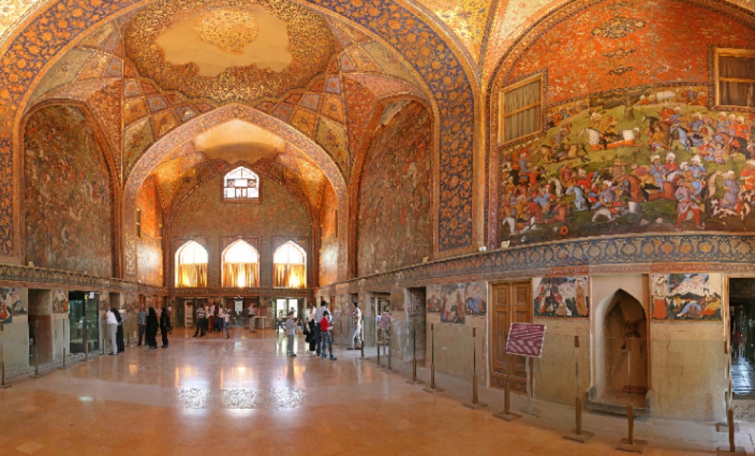 Chehel Sotoun Palace photo 2