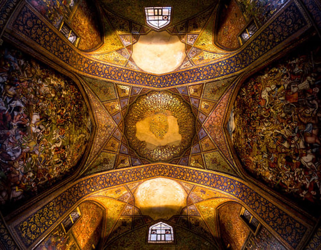Chehel Sotoun Palace photo 3
