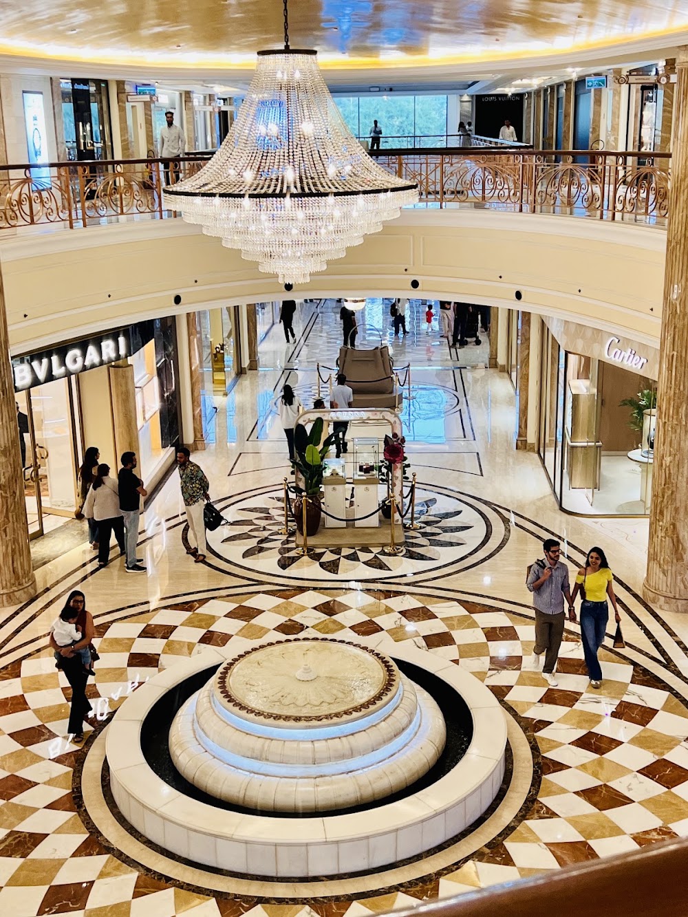 DLF Emporio photo 3
