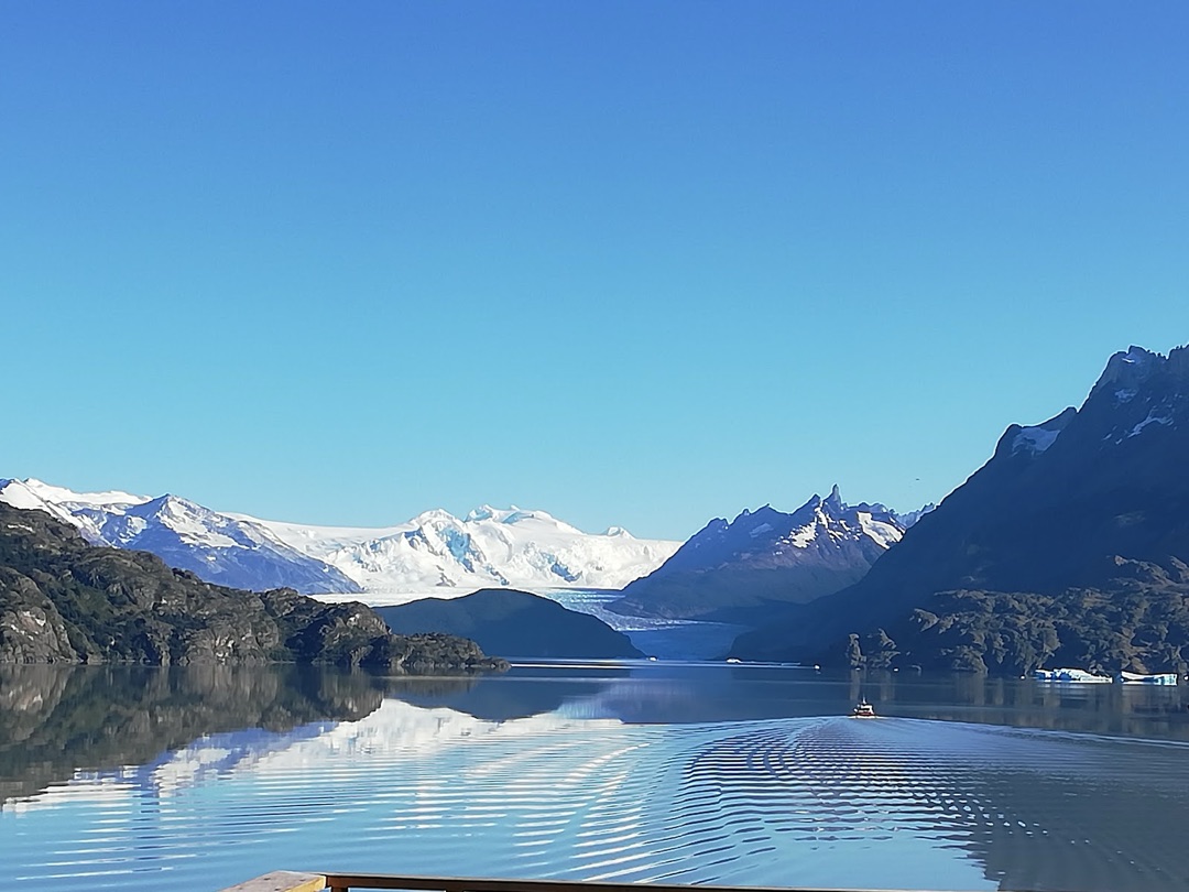 Lago Grey photo 3