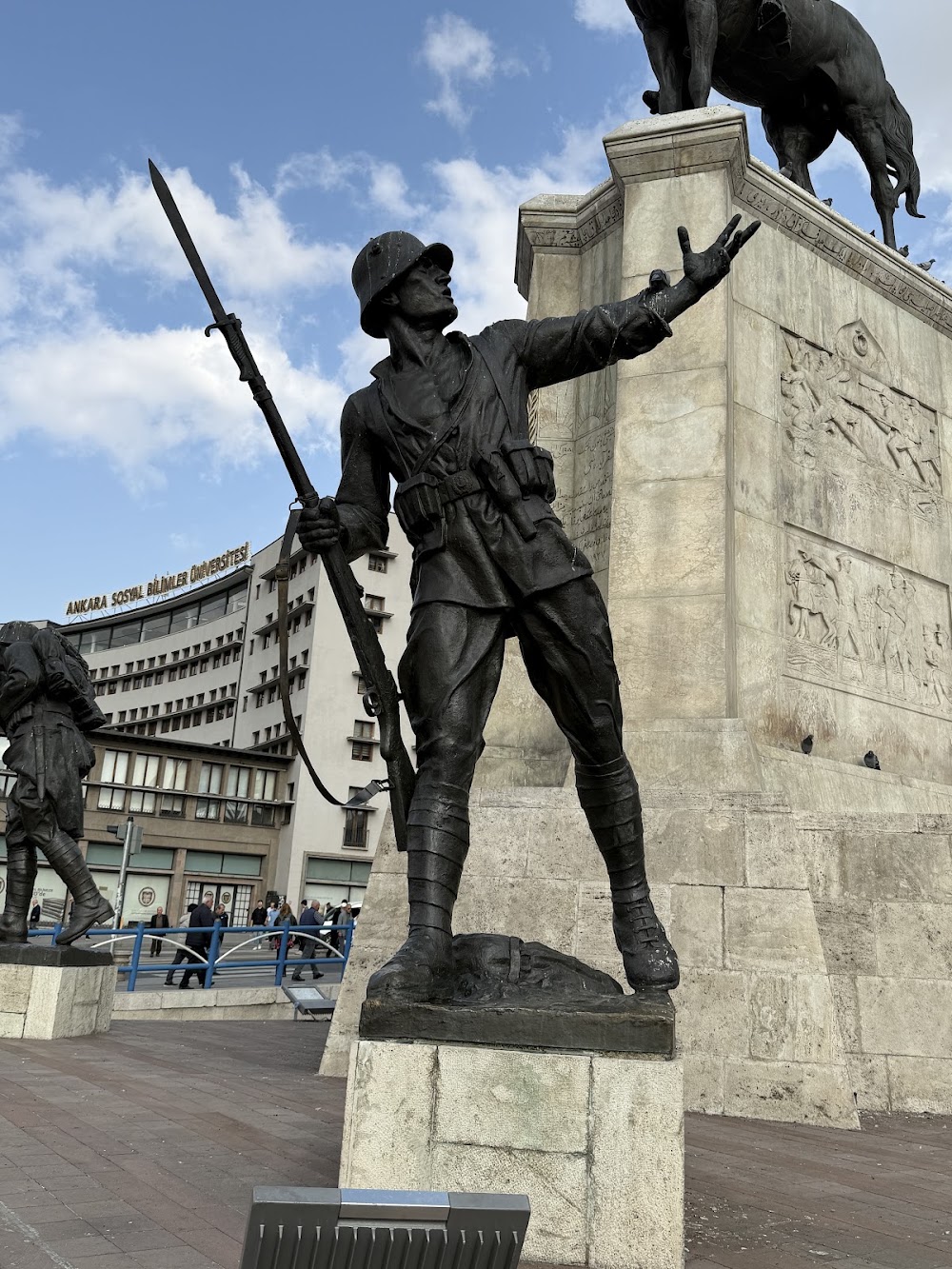 Atatürk Statue