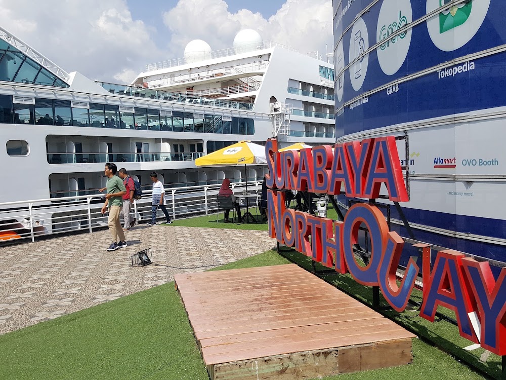 Surabaya North Quay photo 2