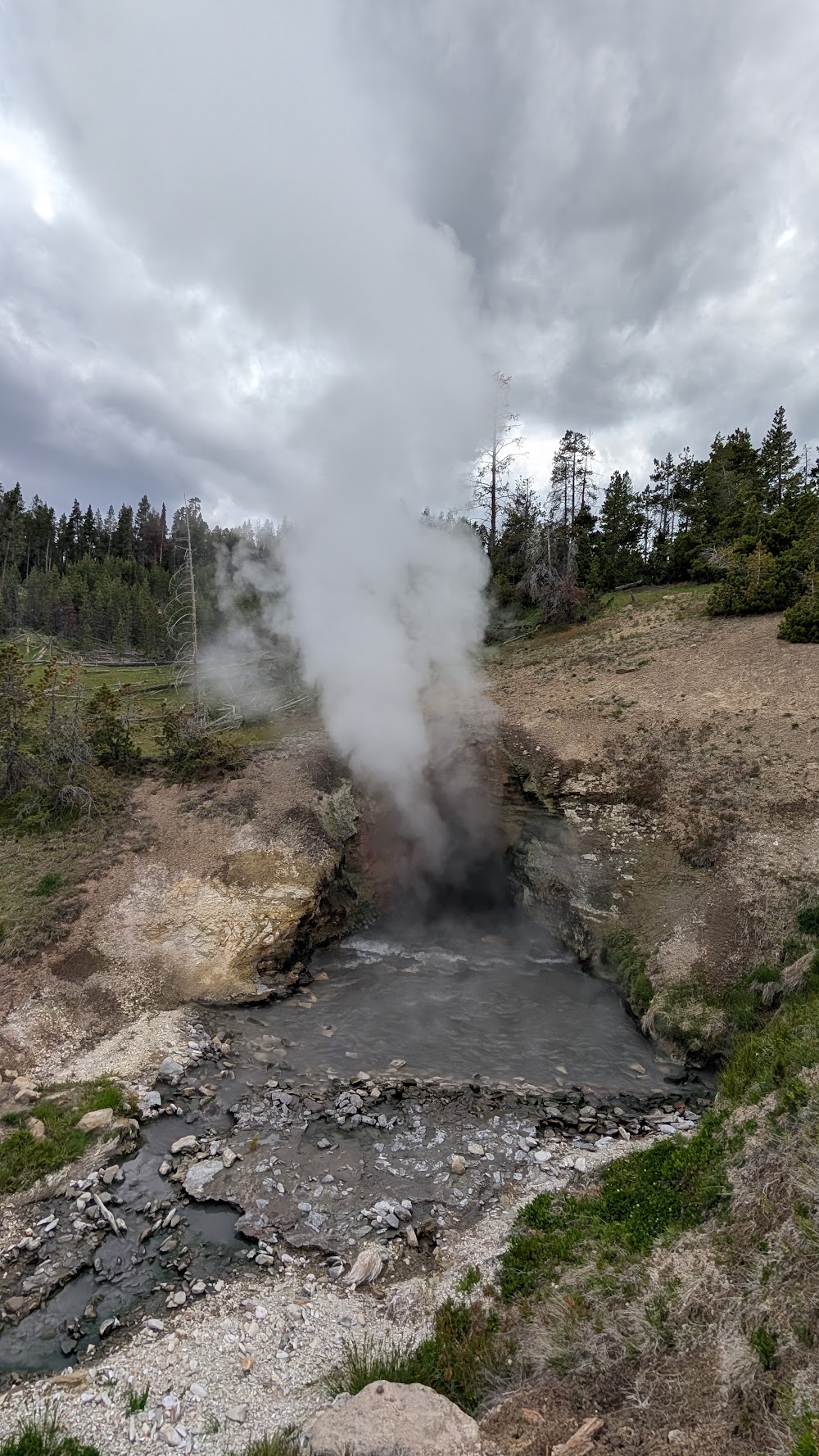 Dragons Mouth Spring