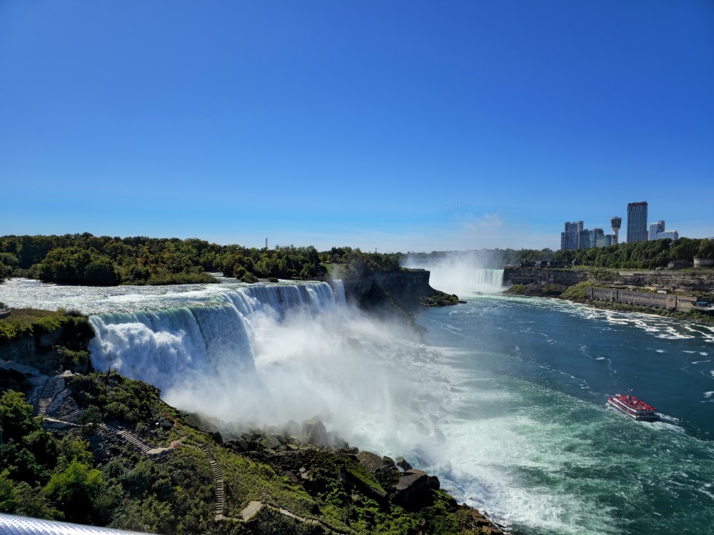 Maid of the Mist boat tour photo 2