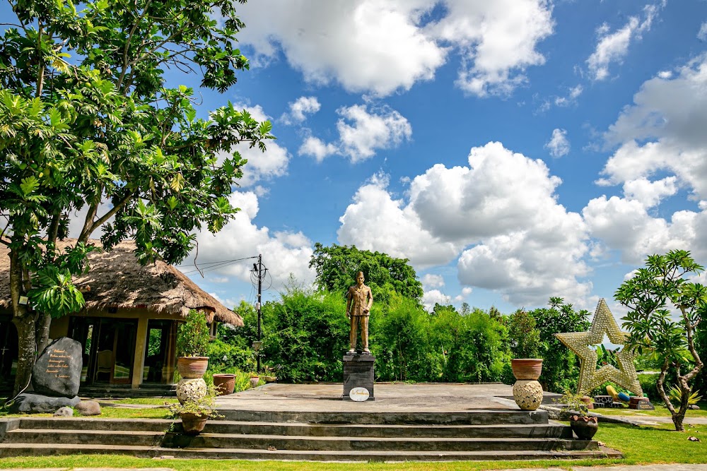 Kertalangu Cultural Village