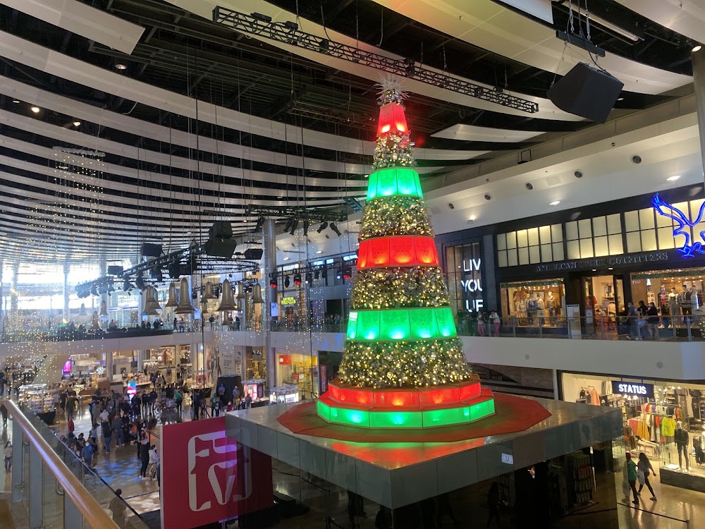 Fashion Show Mall photo 3
