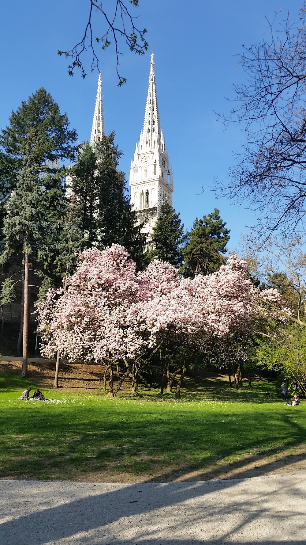 Ribnjak Park photo 2