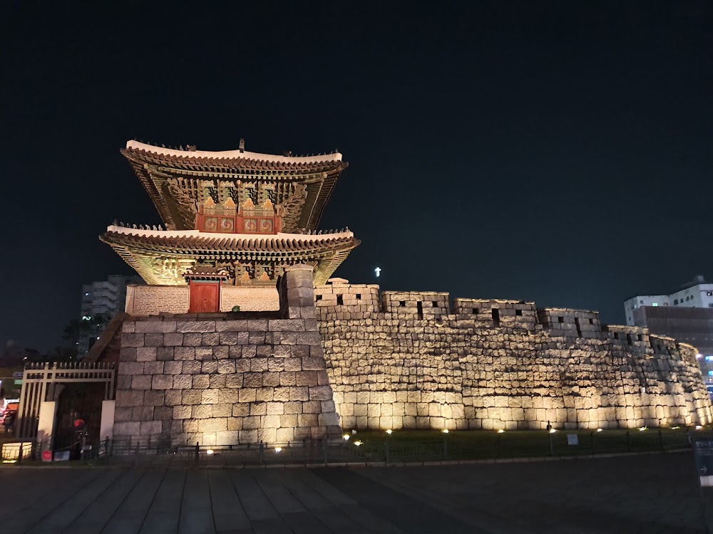 Dongdaemun Gate photo 2