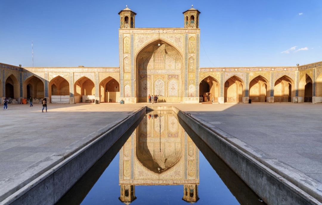 Vakil Mosque