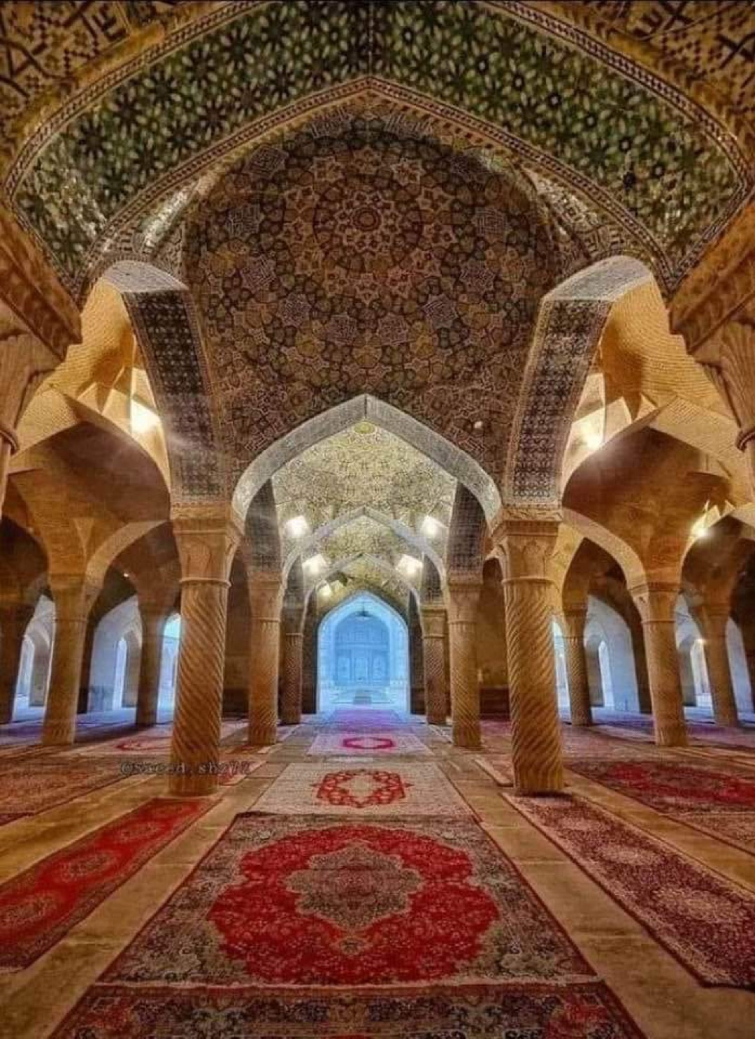 Vakil Mosque photo 2