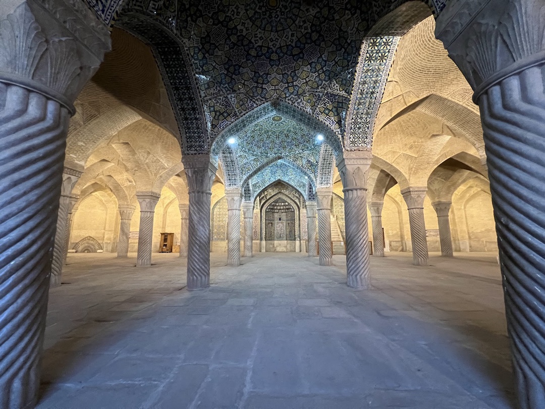 Vakil Mosque photo 3