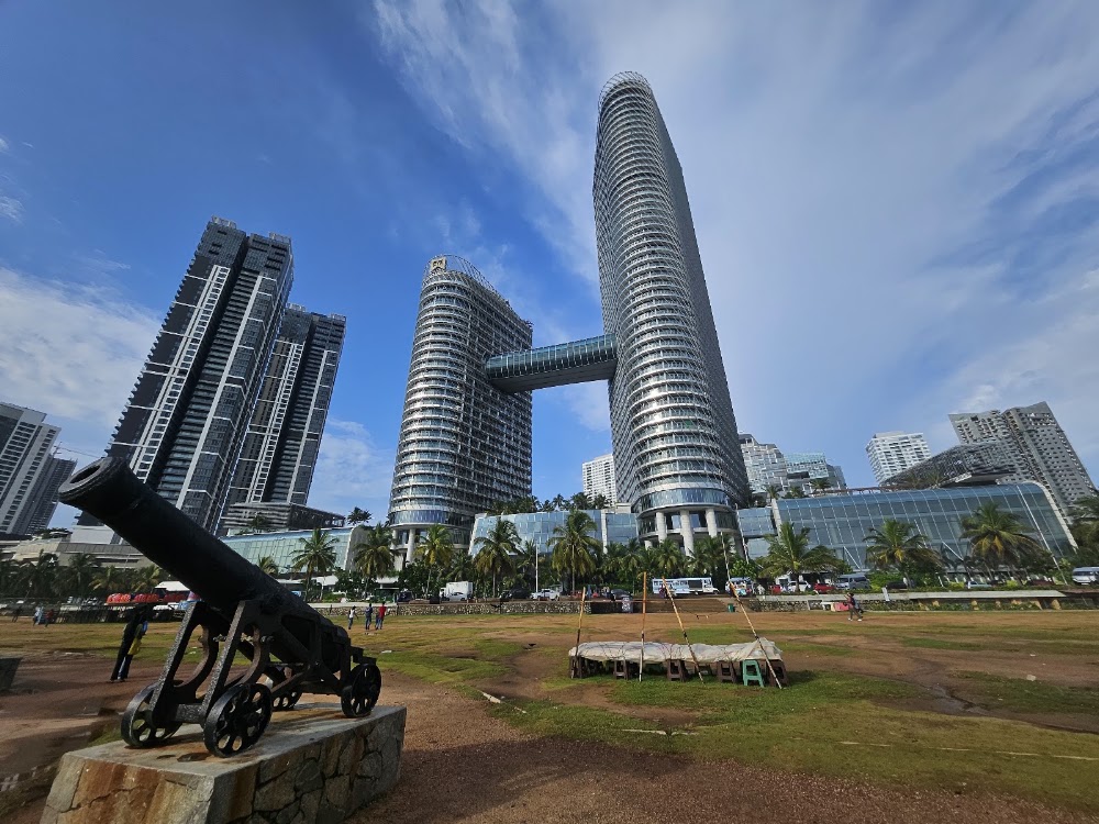 Galle Face Green photo 2