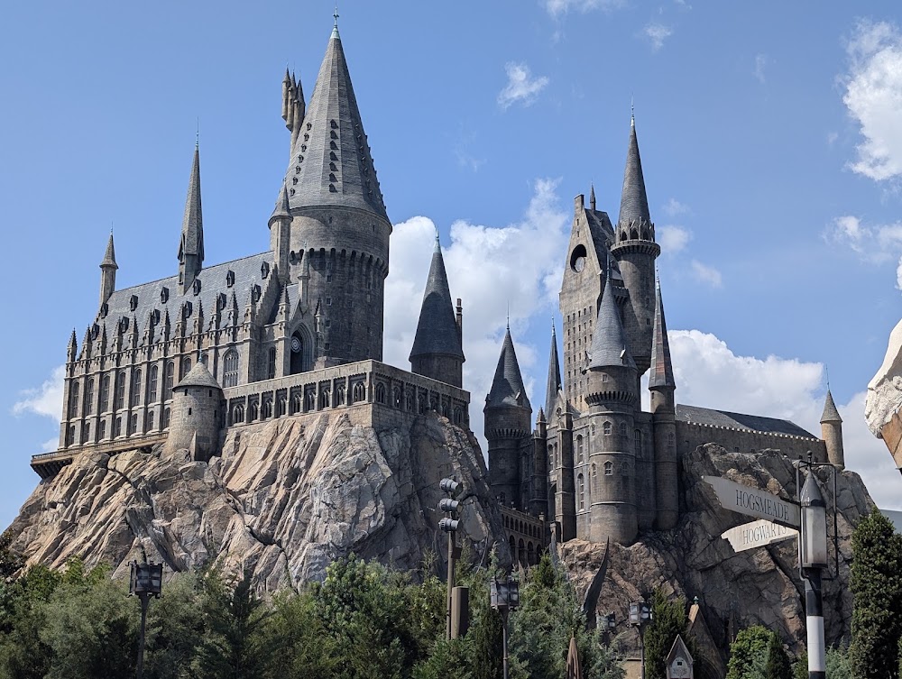 The Wizarding World of Harry Potter - Hogsmeade
