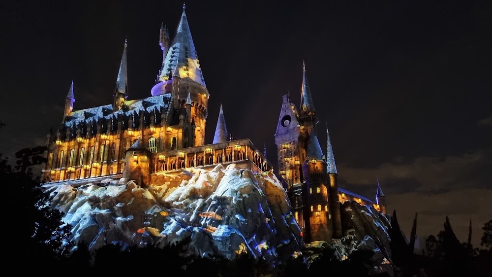 The Wizarding World of Harry Potter - Hogsmeade photo 3