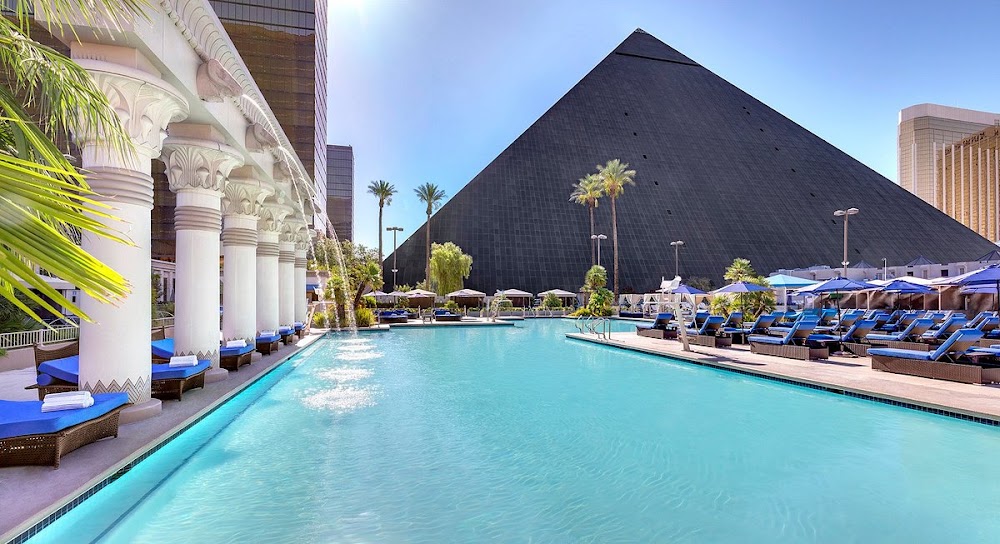 Luxor Hotel & Casino photo 3