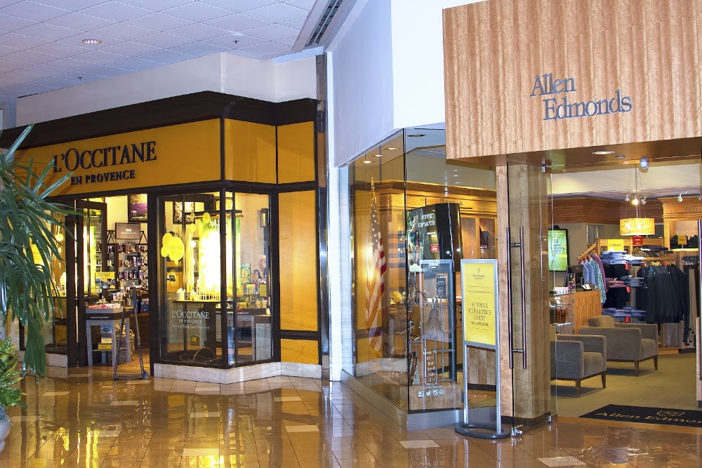 The Shops at Canal Place