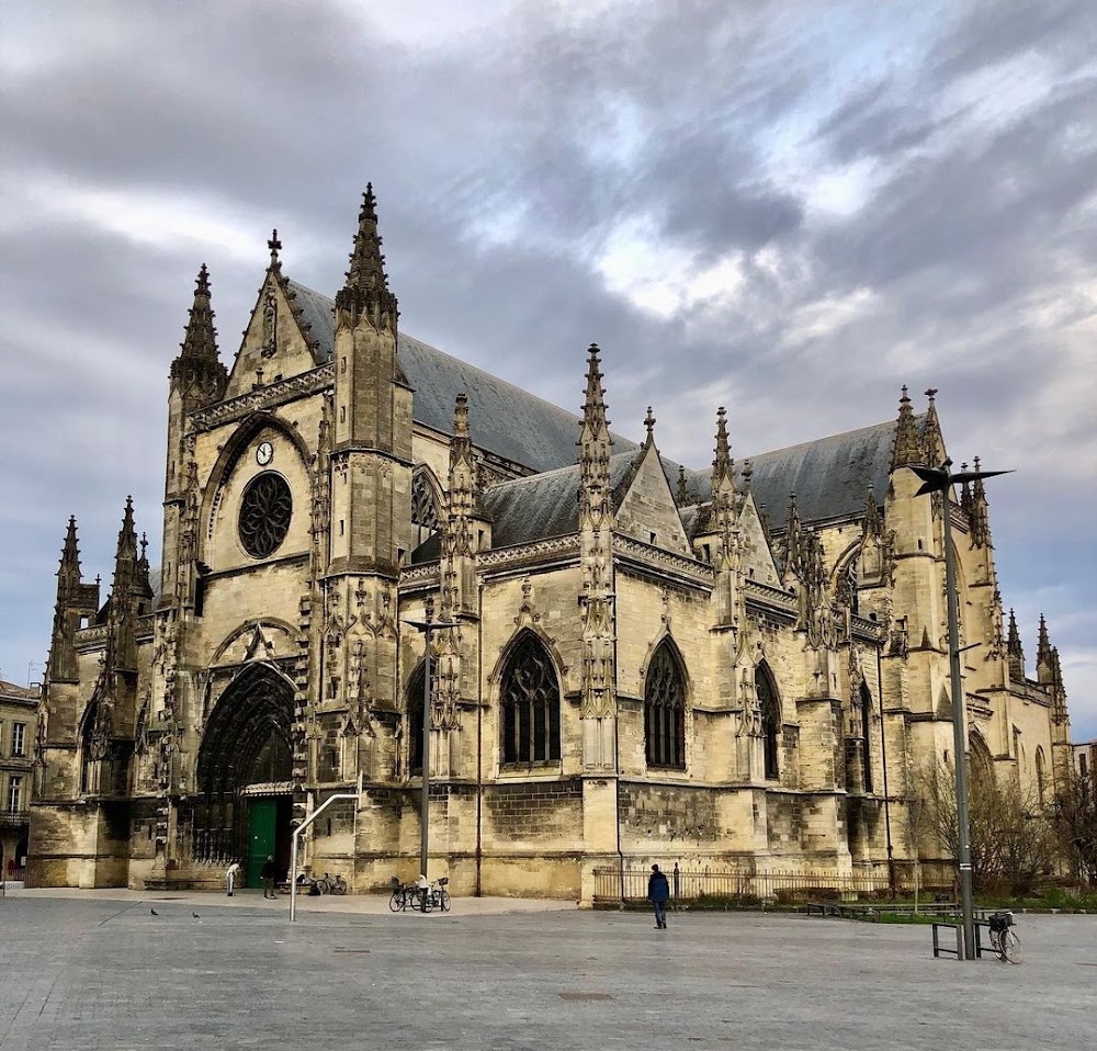 Saint-Michel Basilica photo 2