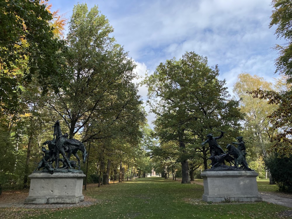 Tiergarten Park photo 3