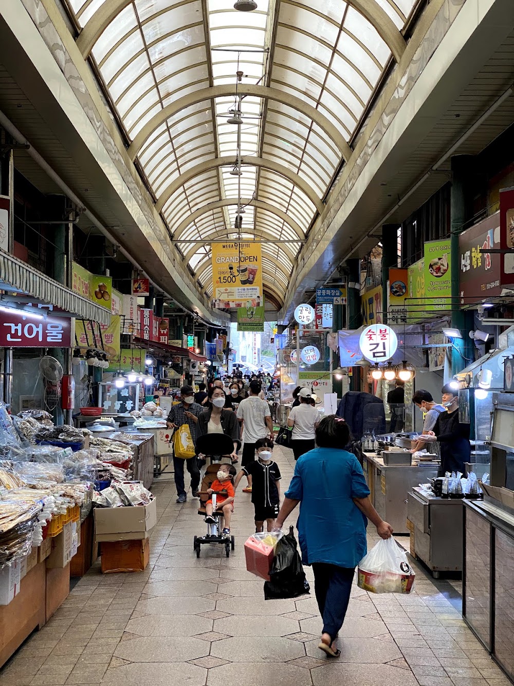 Sinpo International Market photo 2