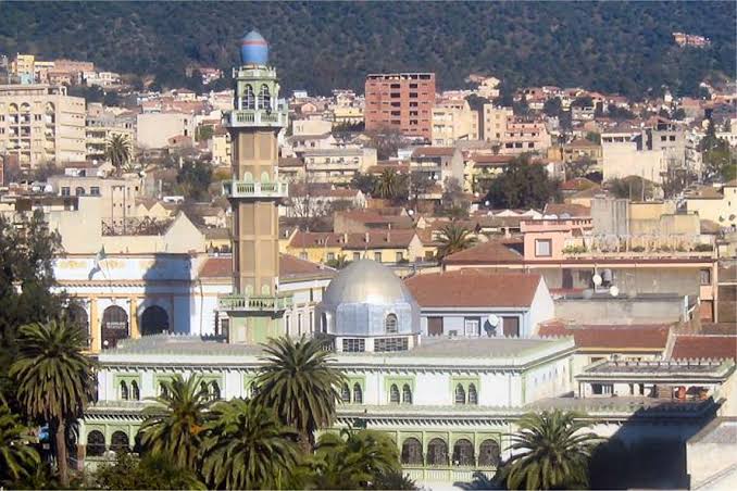 Tizi Ouzou photo 2