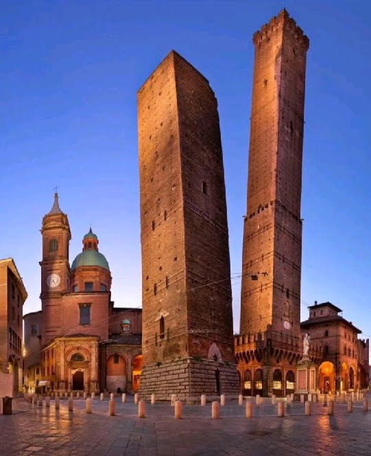 Two Towers (Due Torri)