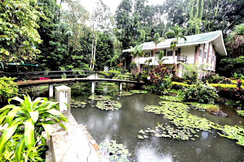 Philippine Eagle Center photo 2