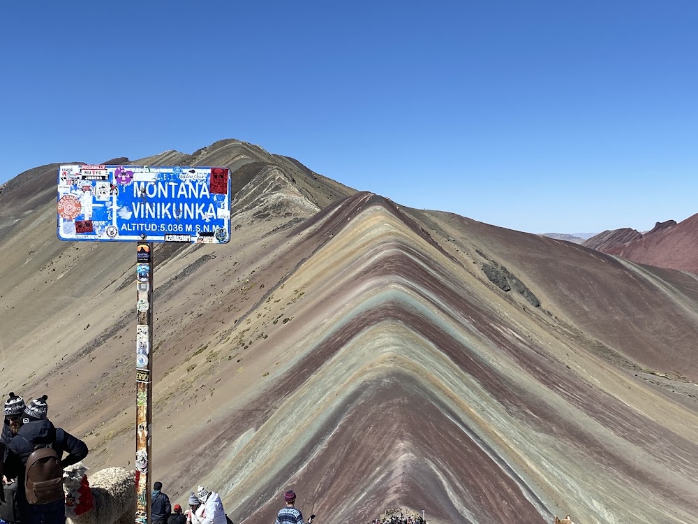 Rainbow Mountain (Vinicunca) photo 2