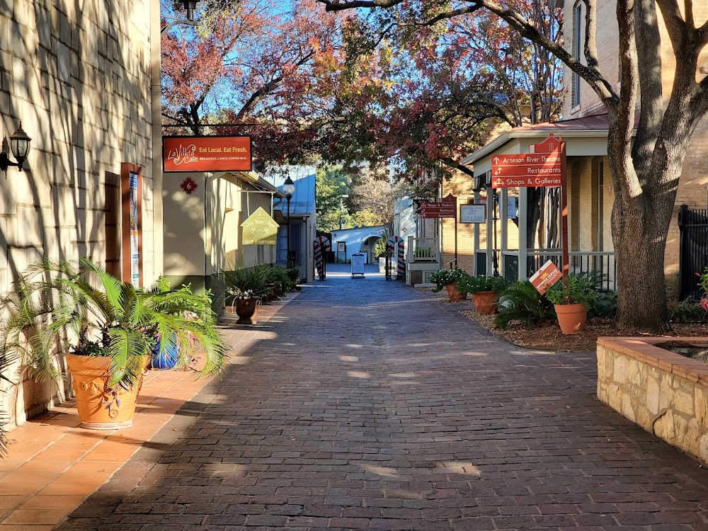 La Villita Historic Arts Village photo 3