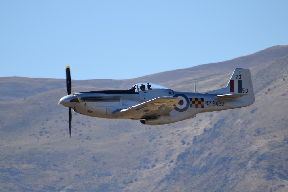 Warbirds & Wheels photo 3