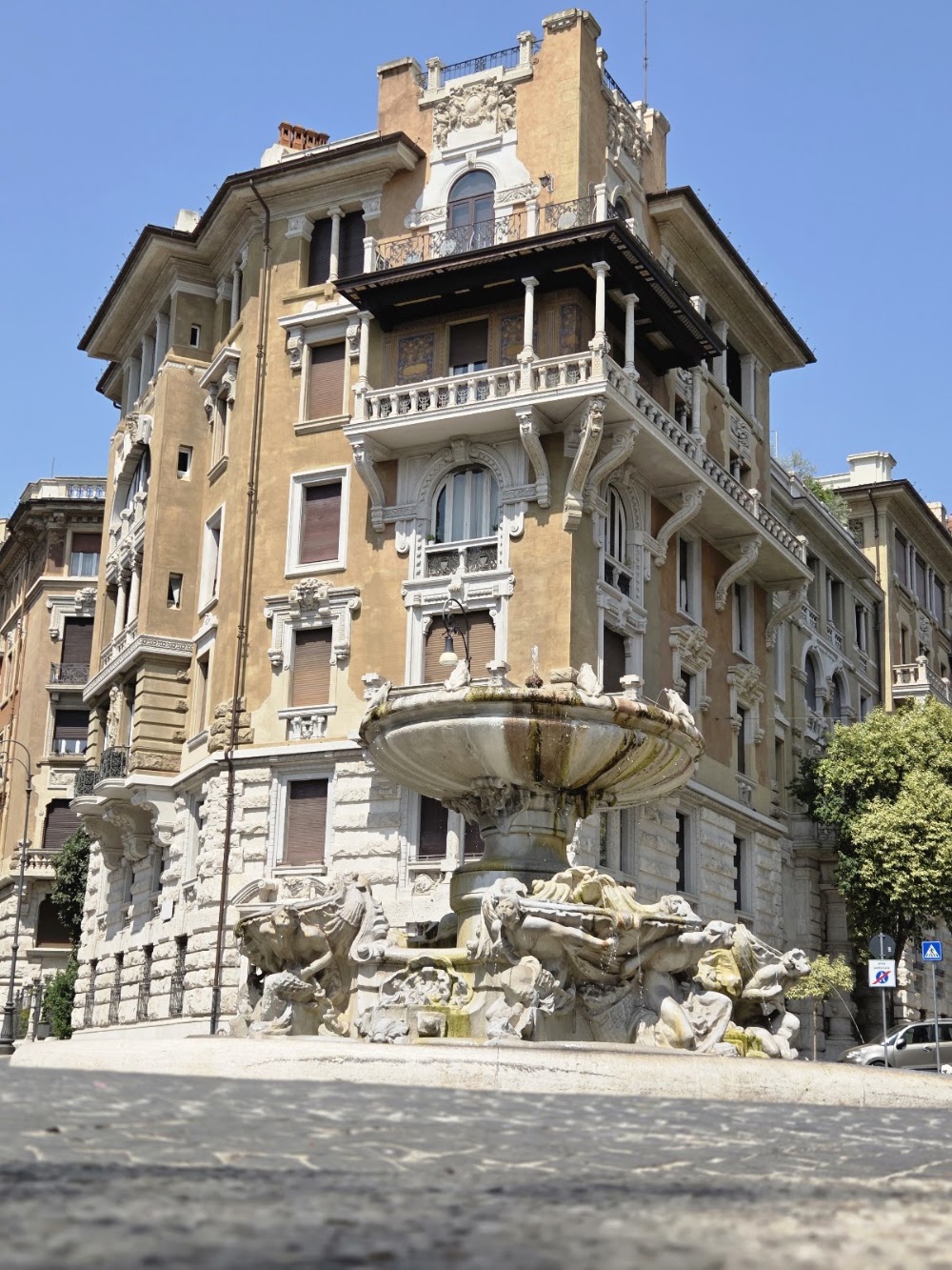 Quartiere Coppedè photo 2