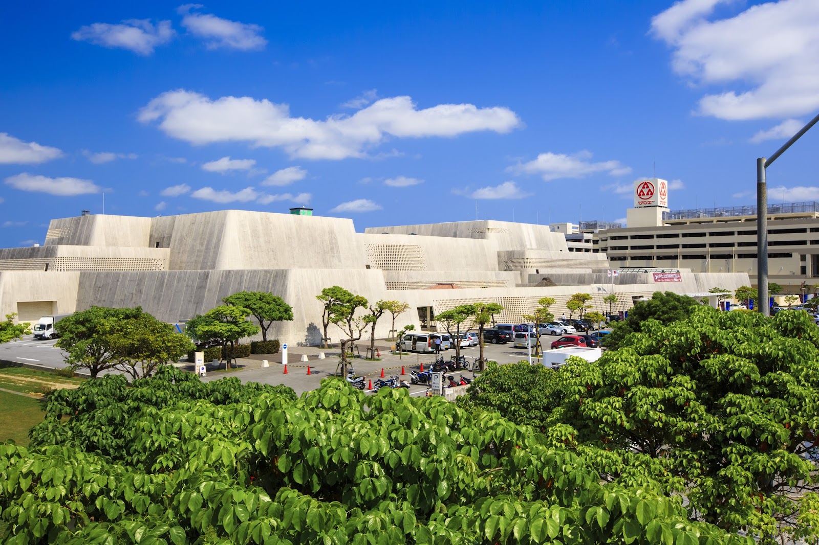 Okinawa Prefectural Museum and Art Museum (Okimyu)