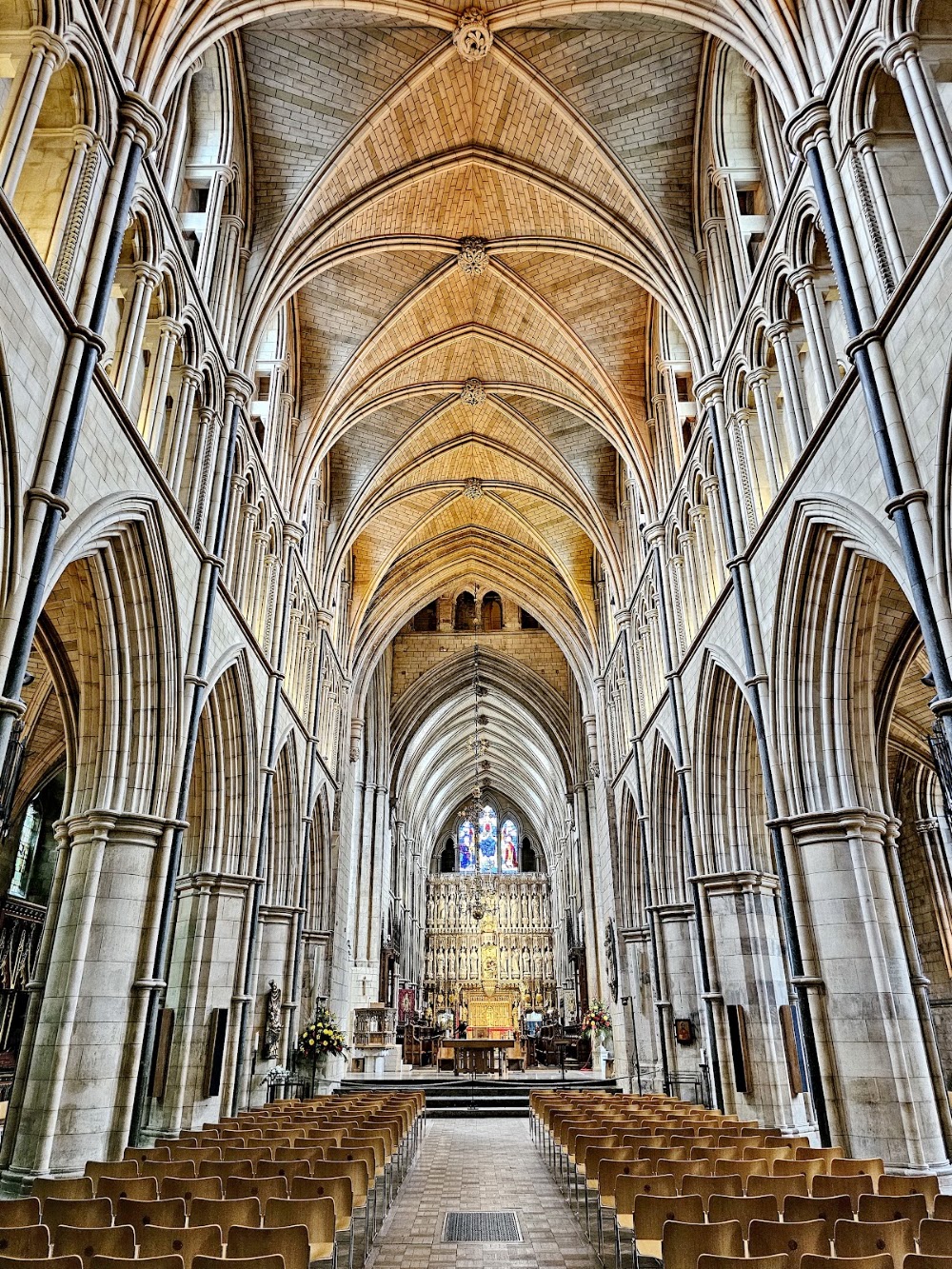 Southwark Cathedral photo 2
