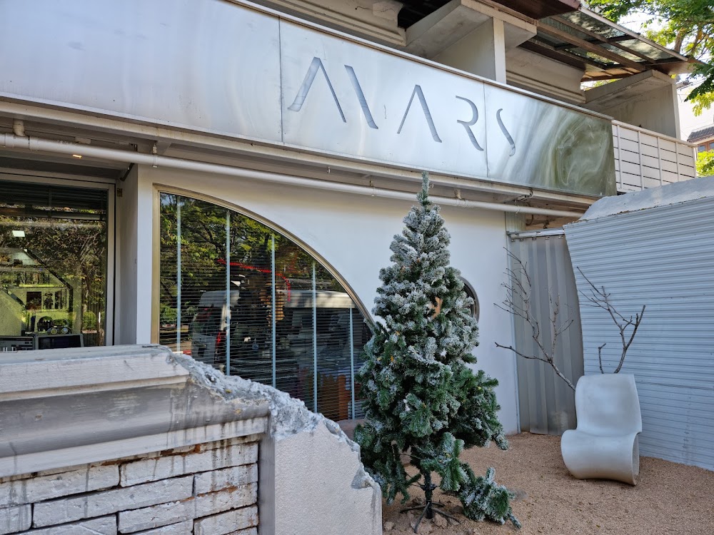 Mars Cafe
