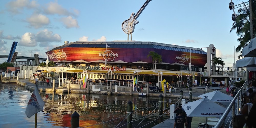 Bayside Marketplace