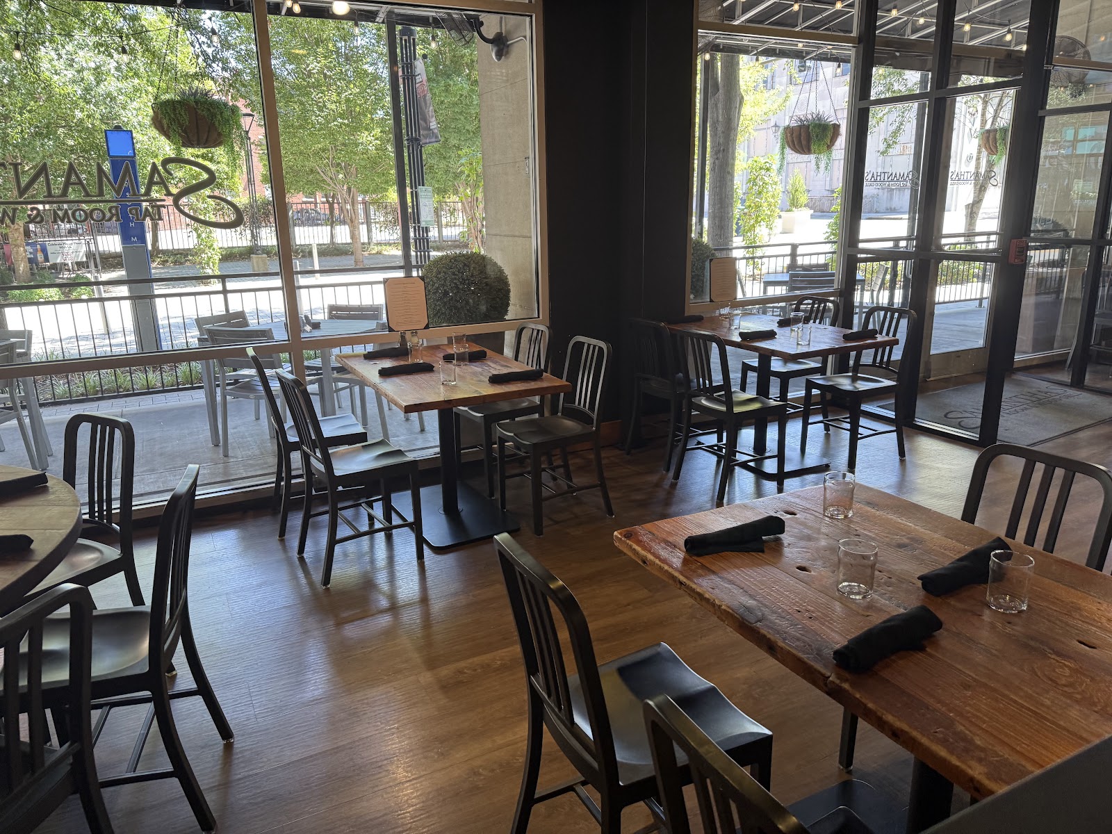 Samantha’s Tap Room