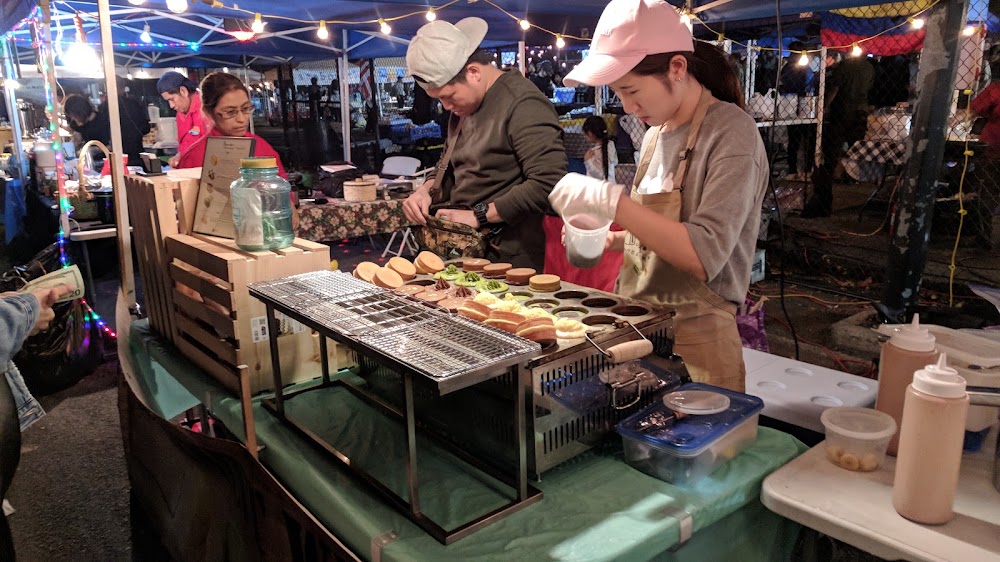 Queens Night Market photo 3