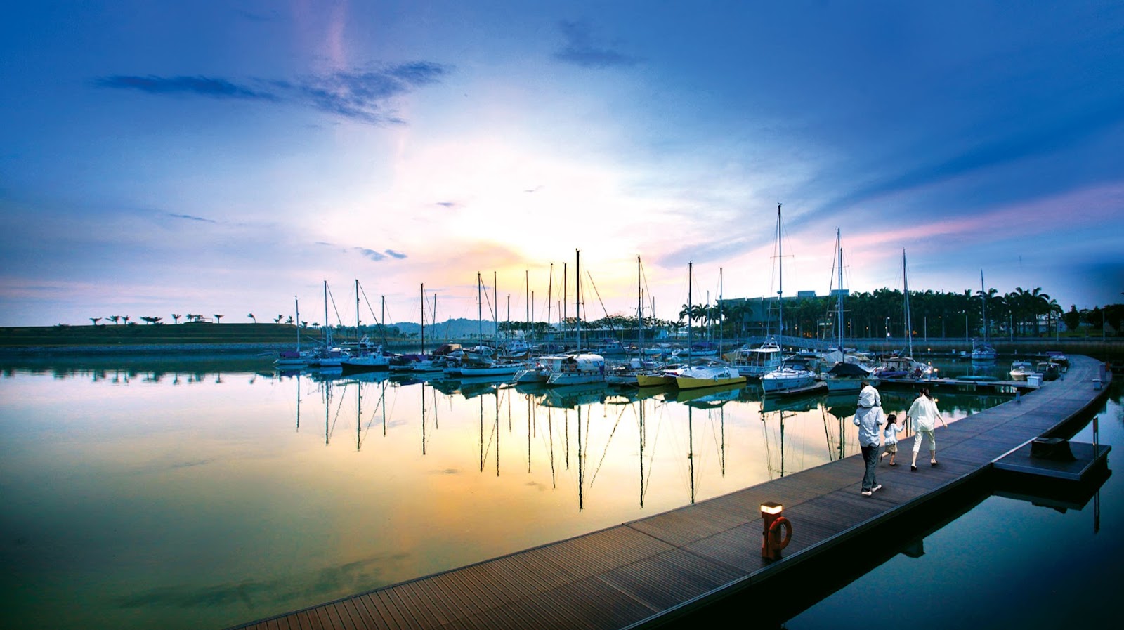 Puteri Harbour Family Theme Park