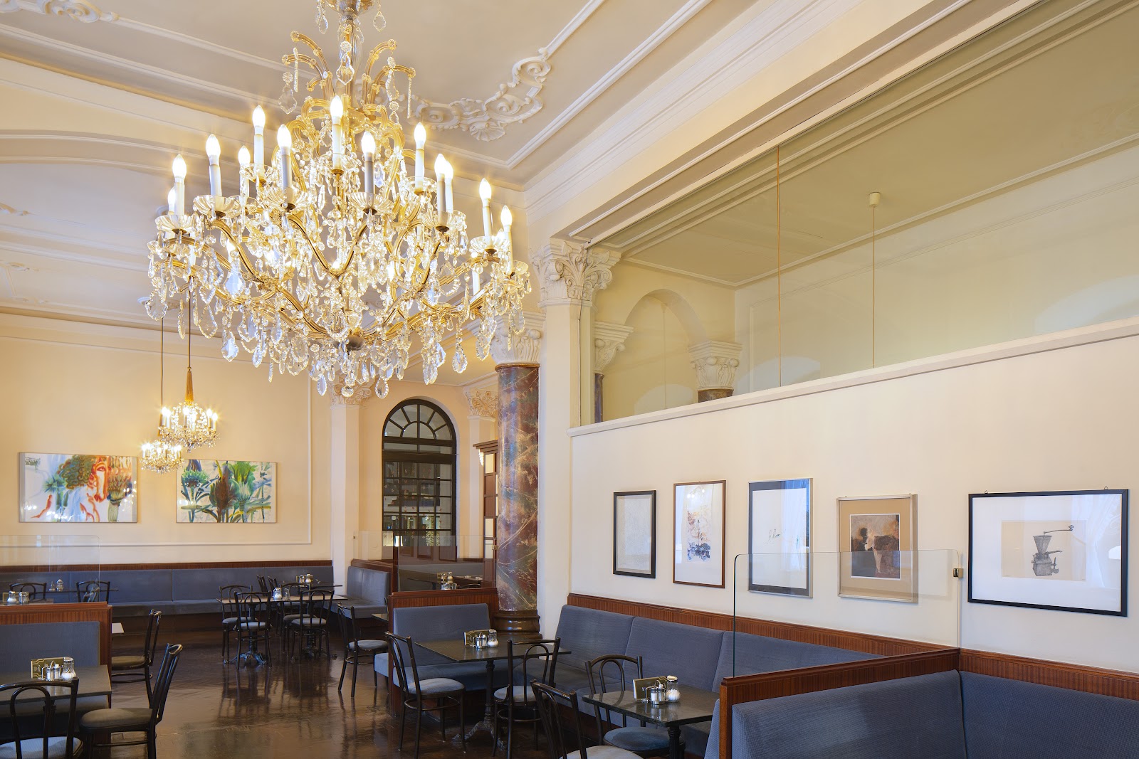 Cafe Central