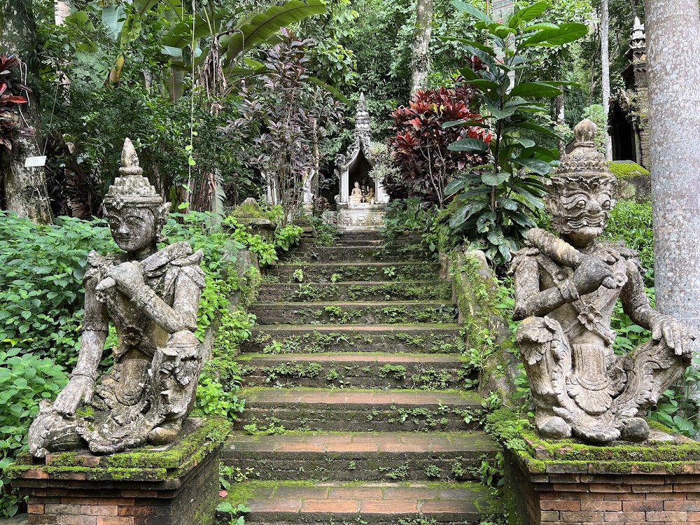 Wat Pha Lat