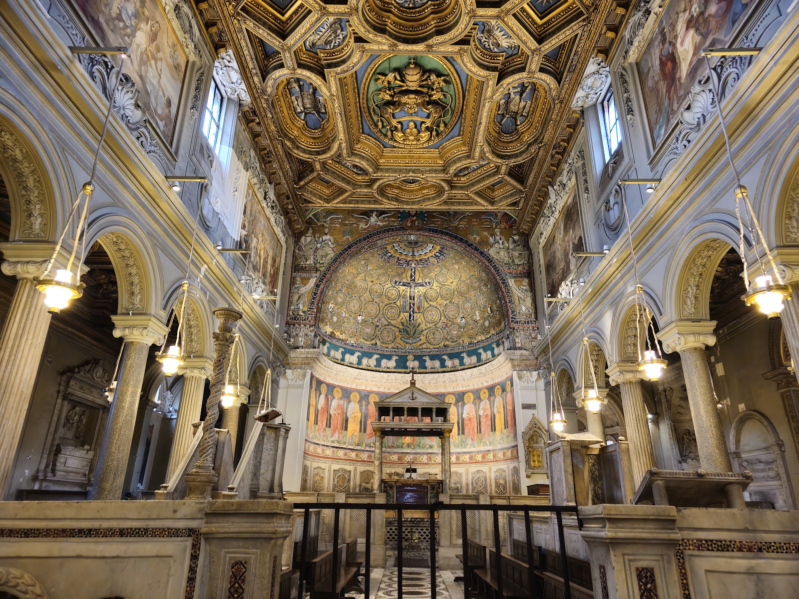 Basilica di San Clemente photo 2