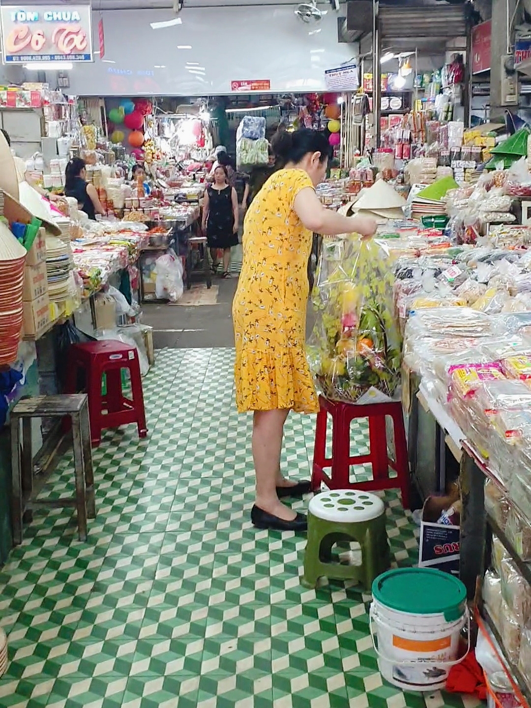 Dong Ba Market photo 3