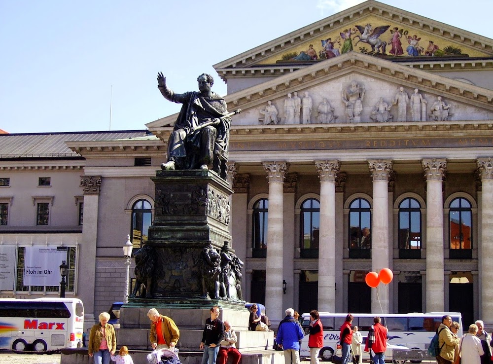 Max-Joseph-Platz