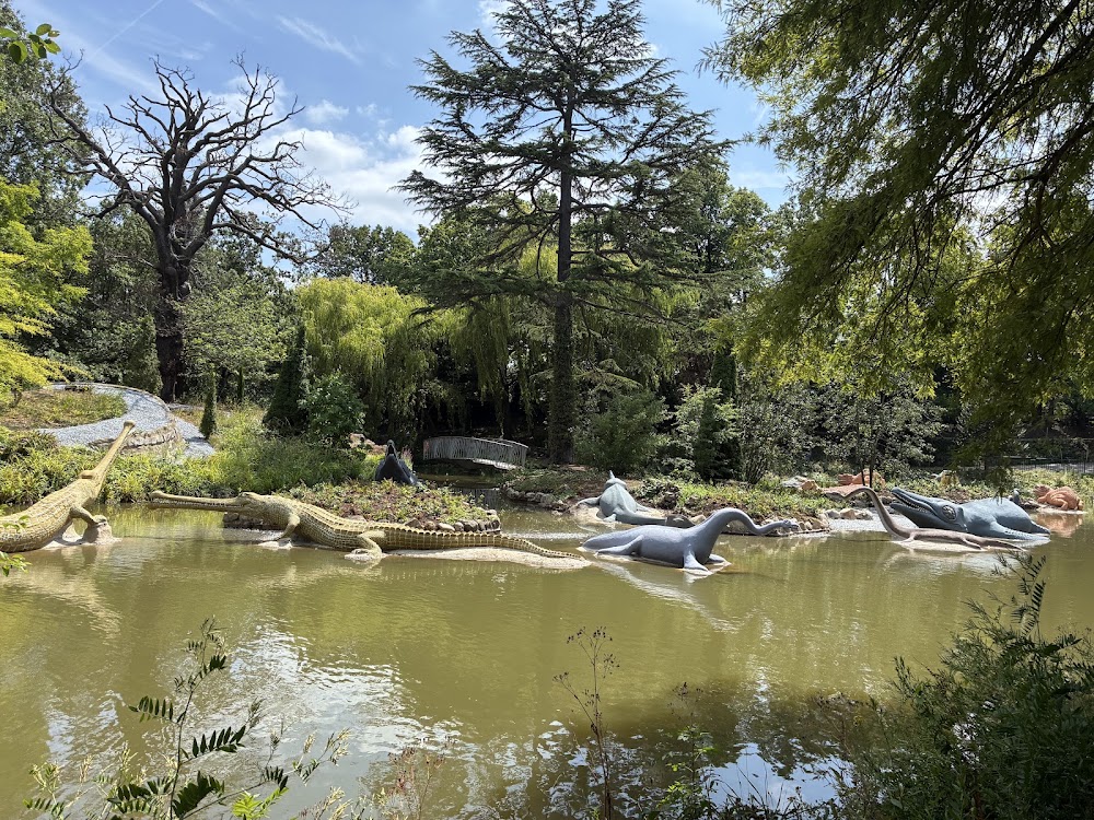 Crystal Palace Dinosaurs photo 3