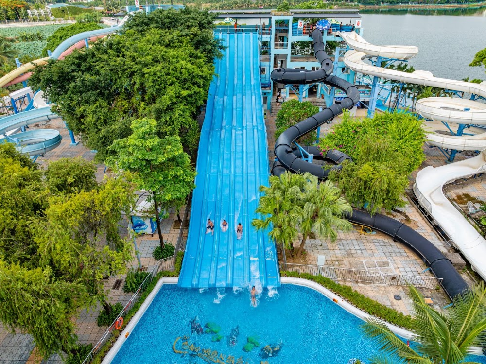 Ho Tay Water Park photo 2